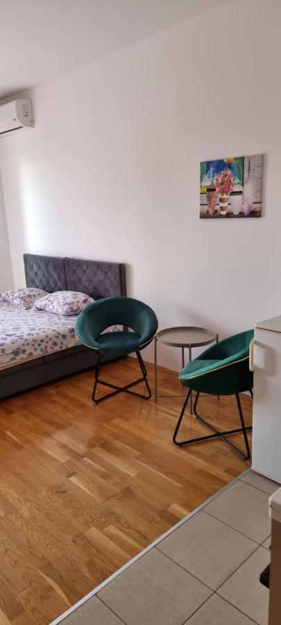Naki Apartmani Podgorica Exterior foto