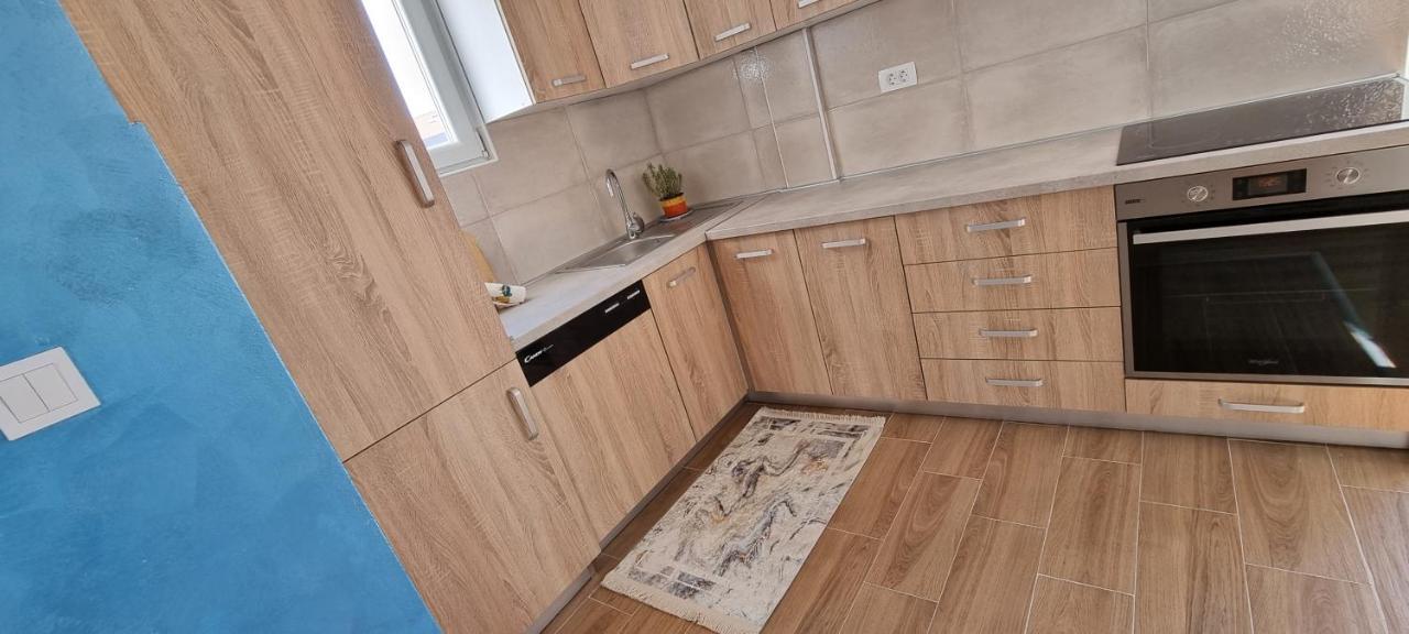 Naki Apartmani Podgorica Exterior foto