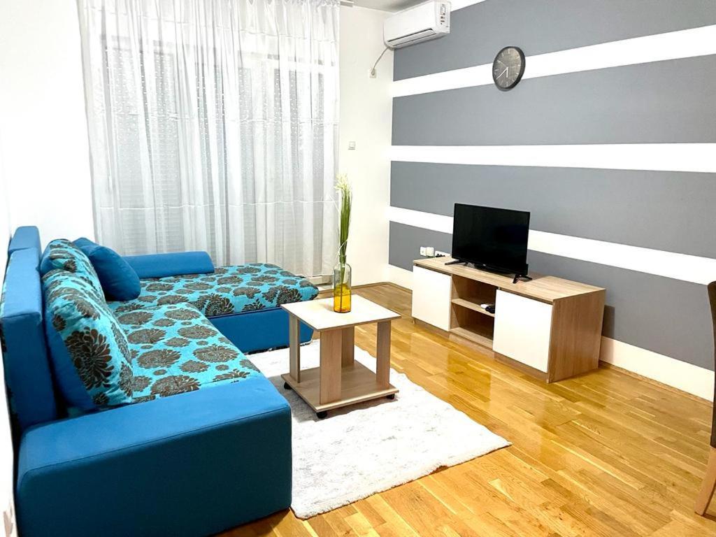Naki Apartmani Podgorica Habitación foto